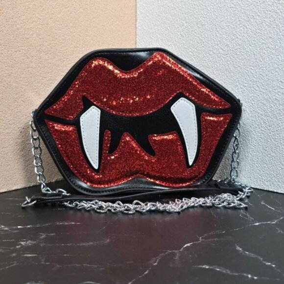 🎃 Glamorous Glitter Vampire Lips Crossbody Bag (NWOT) - Picture 2 of 11